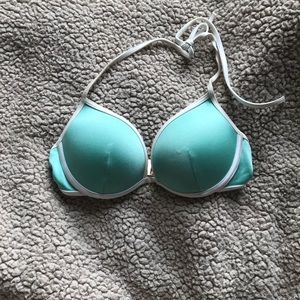 ⭐️Light blue push up bikini top⭐️
